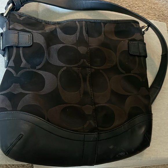 Coach Signature Black Crossbody Shoulder Bag f19730 - Picture 3 of 5